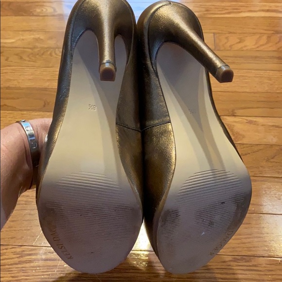 Linzy Leather Heels - Picture 5 of 5